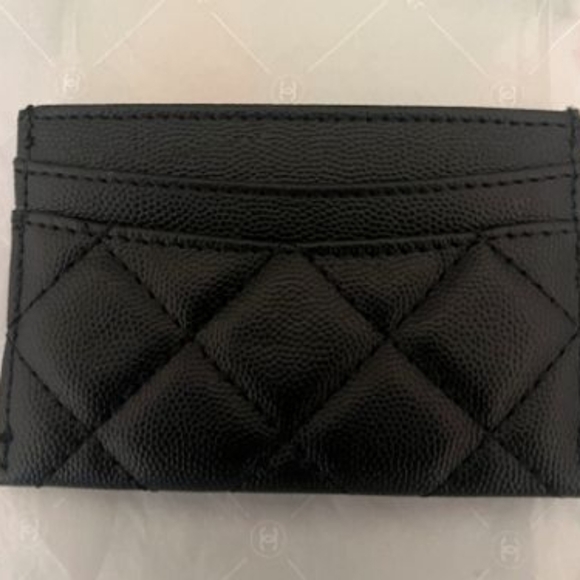 Chanel VIP Wallet (Gold) - Picture 2 of 5